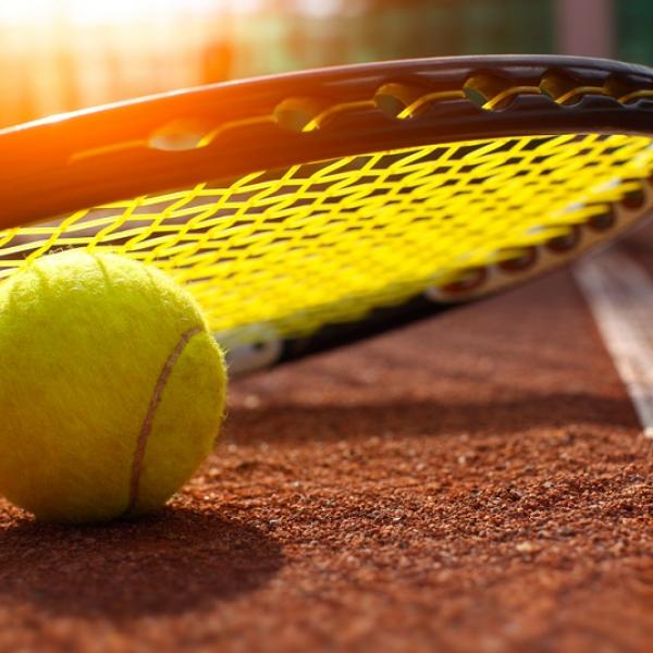 WERRIBEE TENNIS COURTS